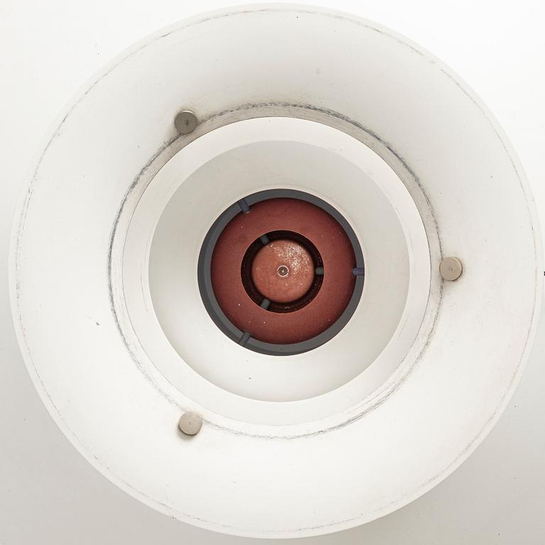 Poul Henningsen, taklampa, "PH-5", Louis Poulsen, Danmark,  troligtvis 1970-tal.