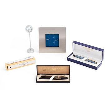 A mixed lot comprising a table clock, a weather station and three pens.