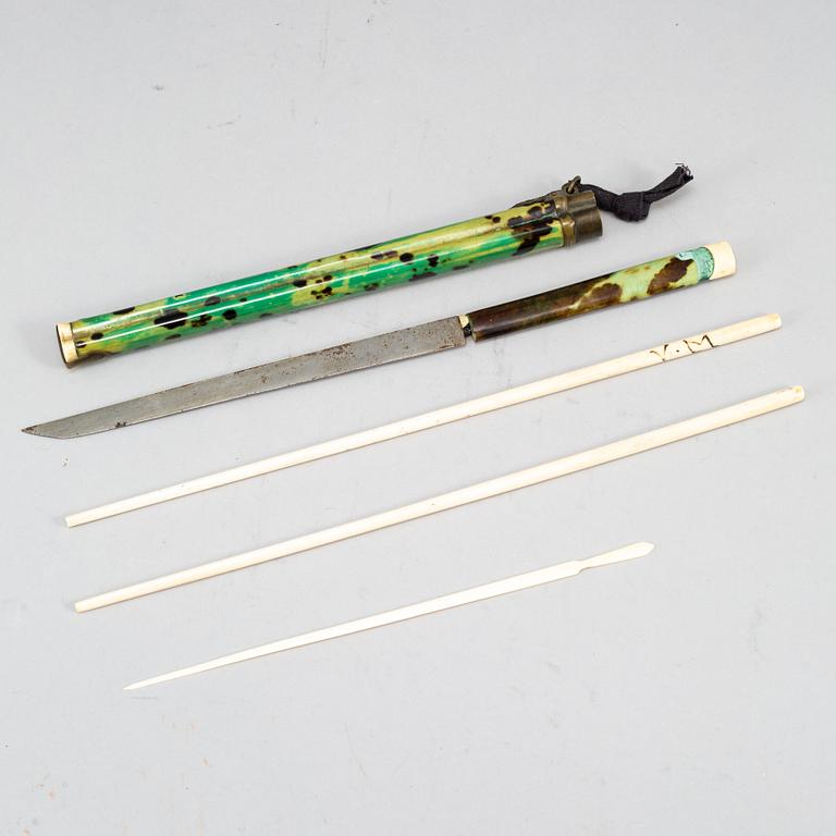 Two travelling sets of chopsticks and knifve, Qing dynasty, circa 1900.