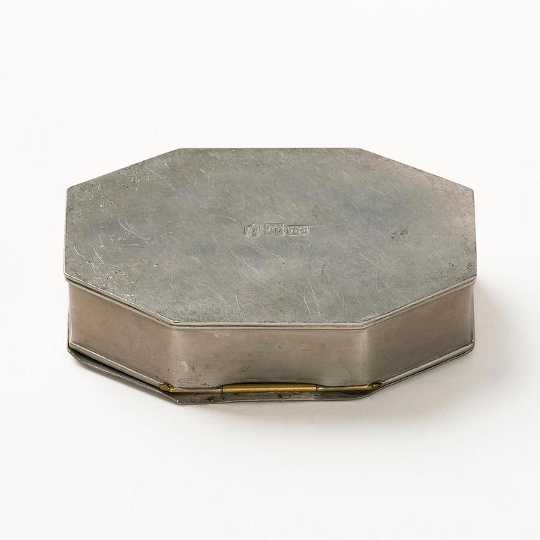 A Swedish Grace pewter box, Herman Bergman konstgjuteri, Stockholm, 1930.