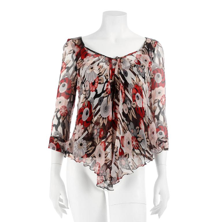 KENZO, a cotton/chiffon flowerprinted blouse.