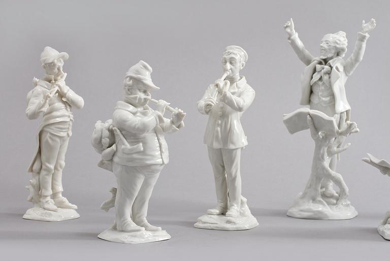 FIGURINER, 6 st, porslin, Neapellikande märke, 1900-talets början.
