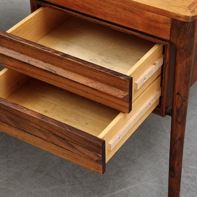 Torbjørn Afdal, A rosewood desk from Haug Snekkeri A/S, Bruksbo, Norway, 1960's.