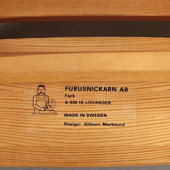 GILBERT MARKLUND, pall, Furusnickarn AB, formgiven 1969.