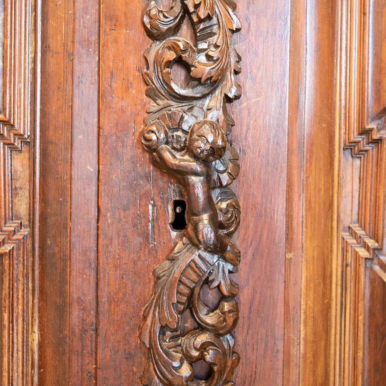 Baroque Style Display Cabinet, 19th Century.