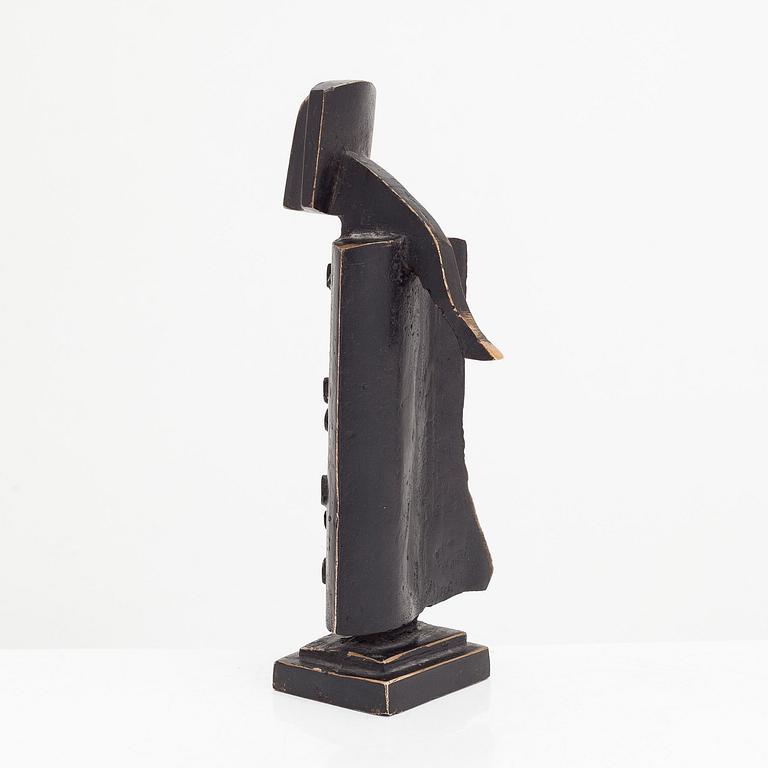 Kimmo Pyykkö, a bronze sculpture.