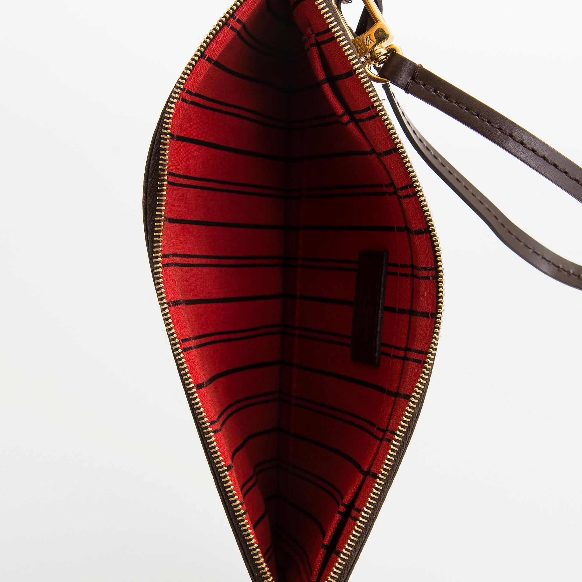 Louis Vuitton, a 'Neverfull MM' Damier Ebene Bag.