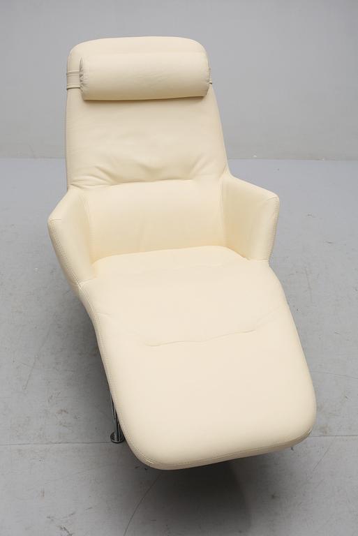 FÅTÖLJ, "Superspider", Kenneth Bergenblad, DUX, omkring år 2000.