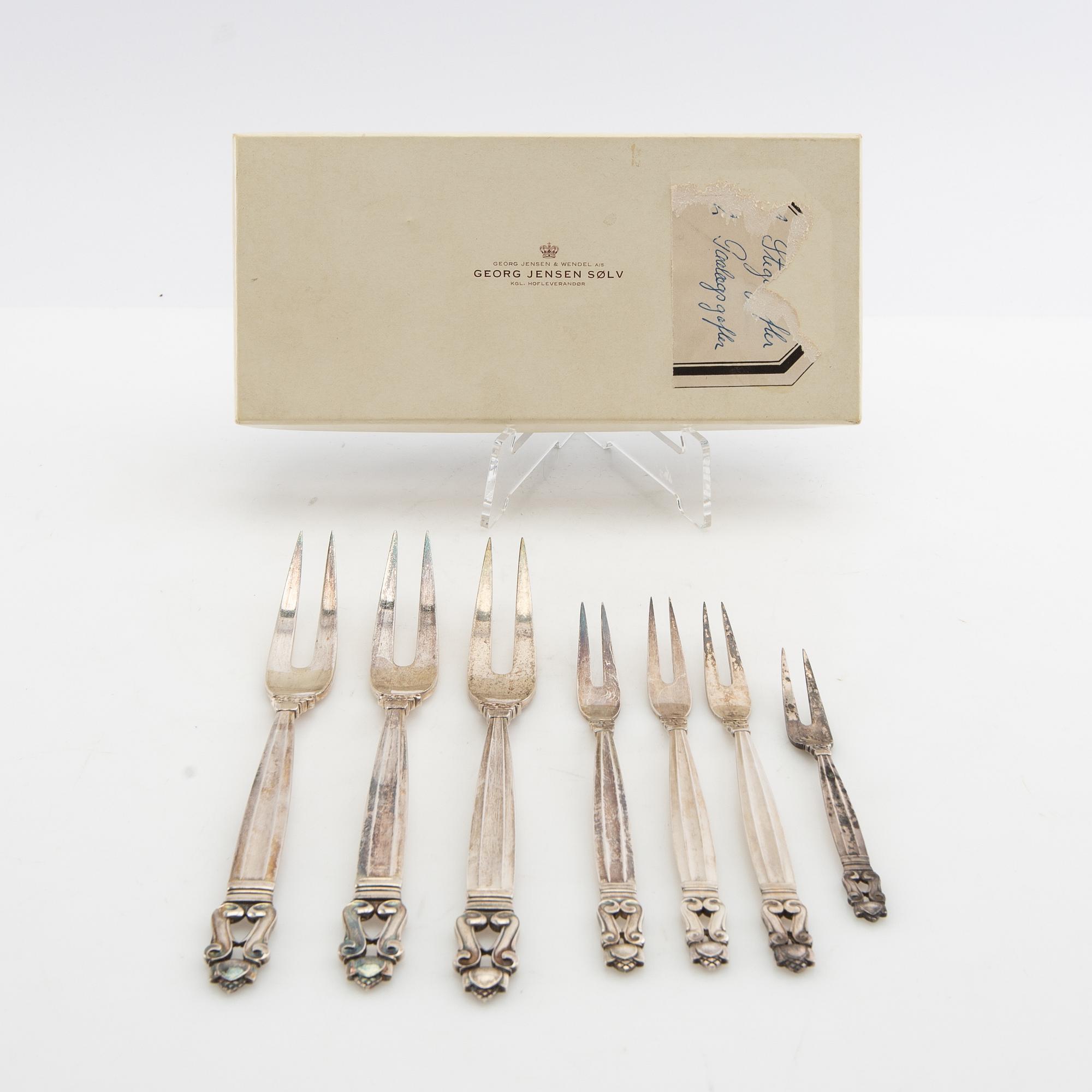 Johan Rohde, forks 7 dlr "Konge/Achorn" sterling silver for Georg Jensen after 1945.