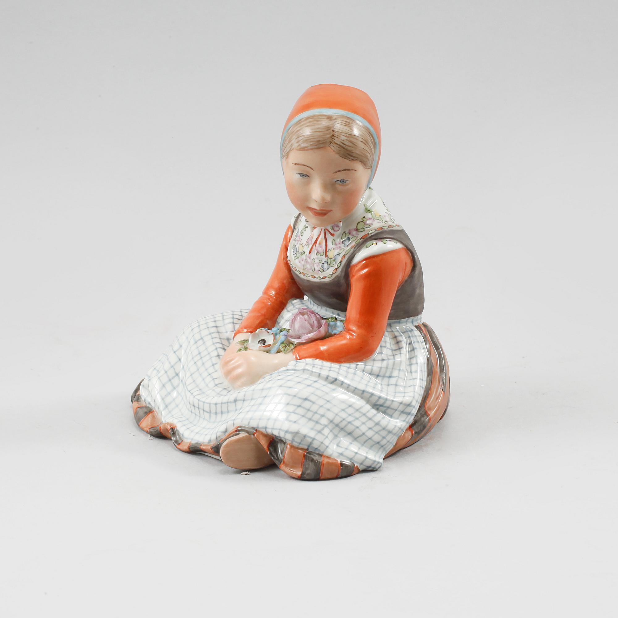 FIGURIN, porslin, Royal Copenhagen, 1900-talets första hälft.