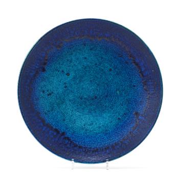 230. A Kyllikki Salmenhaara stoneware dish, Arabia, Finland.