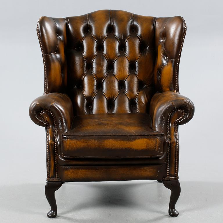 FÅTÖLJ, Chesterfieldmodell, Winchester Furniture, England, 1900-talets andra hälft.