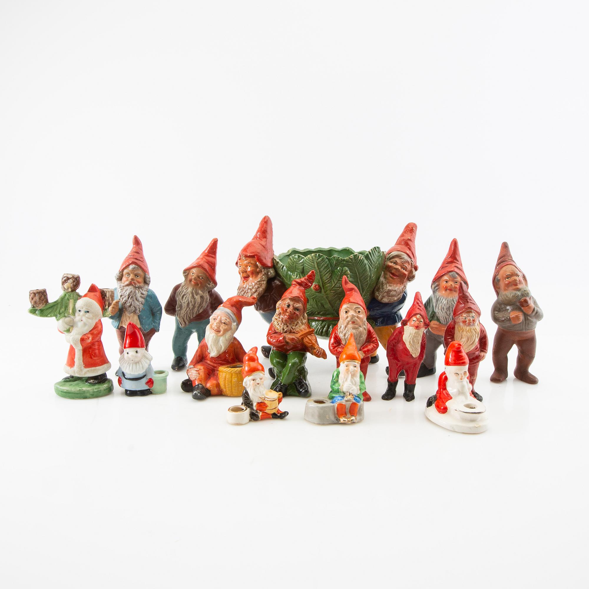 A collection of gnomes 15 pcs mostly Germany 20th century.