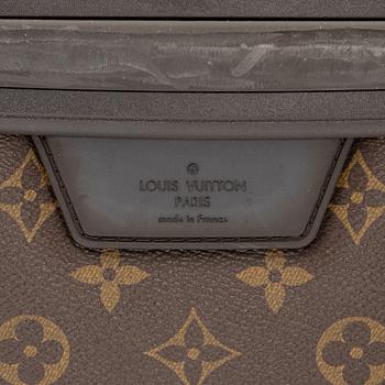Louis Vuitton, a 'Zephyr 65' travel bag, 2014.