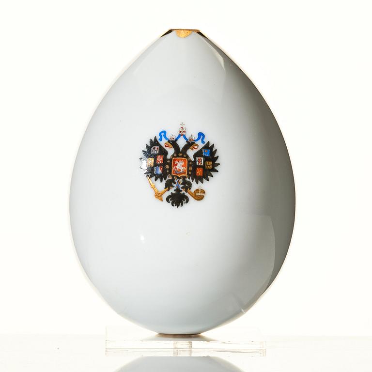 A Russian porcelain Ester egg, Imperial porcelain manufactory, 19th Century.