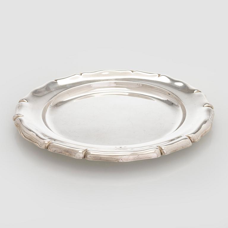 Serveringsfat, silver, Tjeckoslovakien 1929-1941.