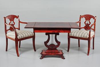 BORD samt KARMSTOLAR, Karl Johan-stil, 1900-talets mitt.