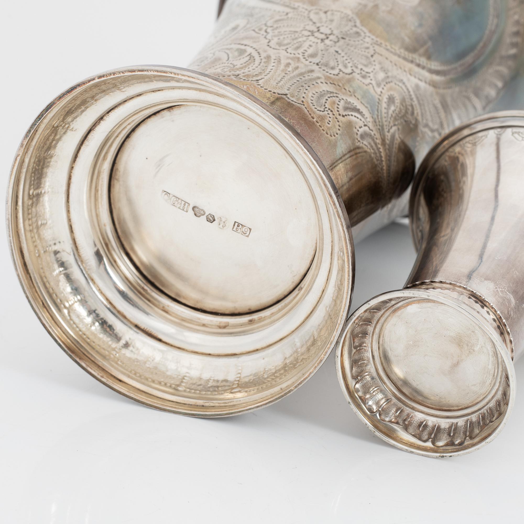 Bägare, 2 st, silver, CG Hallberg och GAB, Stockholm, 1952 respektive 1965.