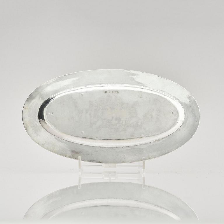 A pair of Swedish parcel-gilt silver dessert bowls with stand, mark of Gustaf Möllenborg, Stockholm 1830.