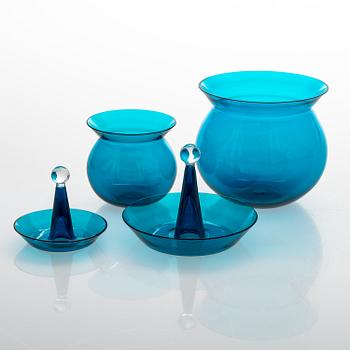 NANNY STILL, A set of 17 glass pieces 'Harlekiini', Riihimäen Lasi Oy, 1950-60s.