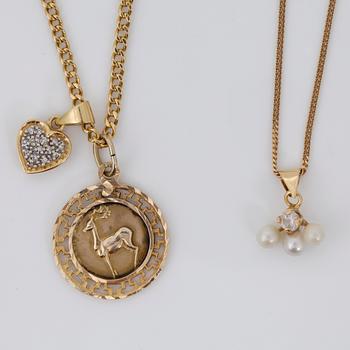 HALSKEDJOR, 2 st, 18 k guld. Vikt tot ca 11,7 g.