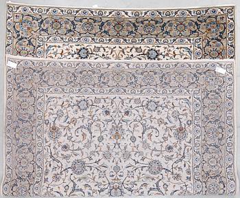 MATTA, Keshan, ca 317x225 cm.