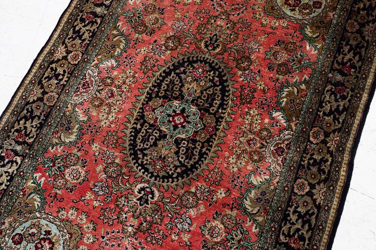 Carpet, Ghom, silk, semi-antique, approx. 170 x 104 cm.