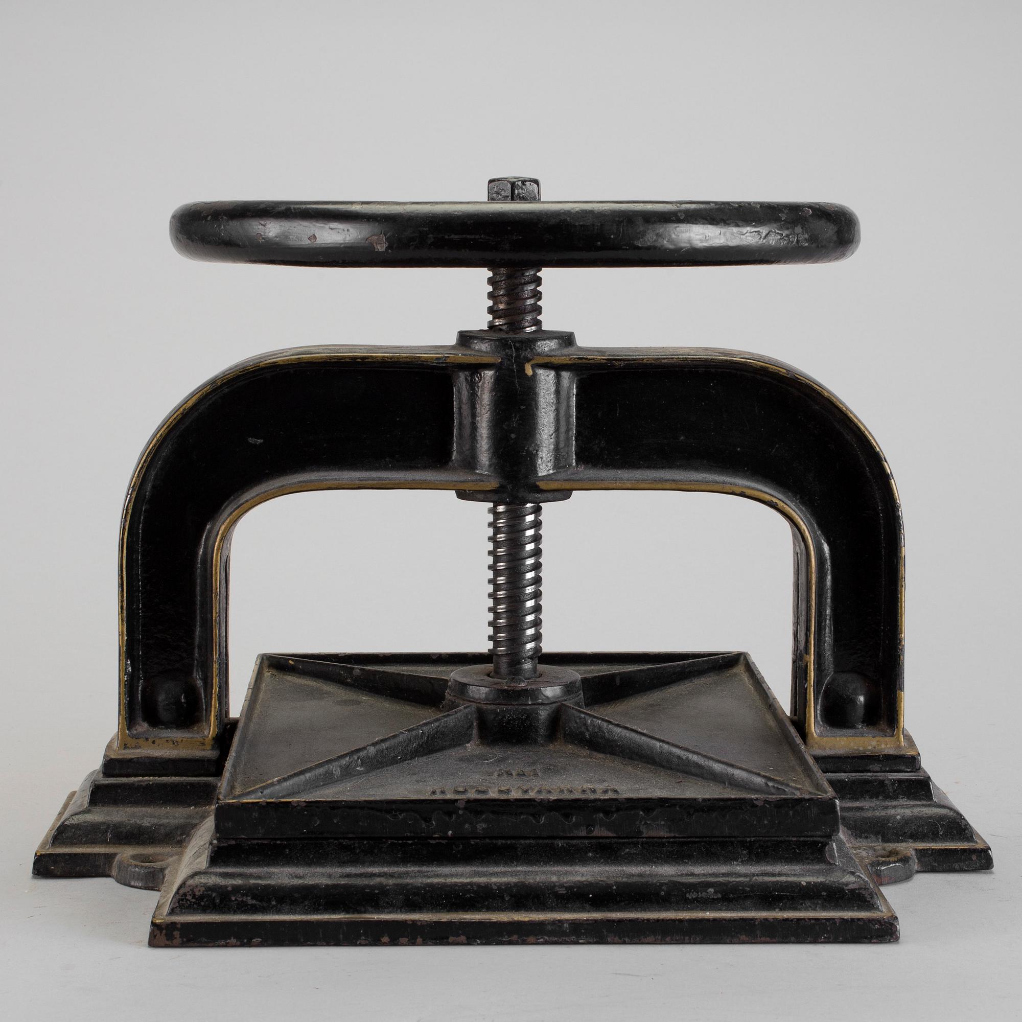 BOKPRESS, gjutjärn, No 1, Husqvarna, 1900-talets början.