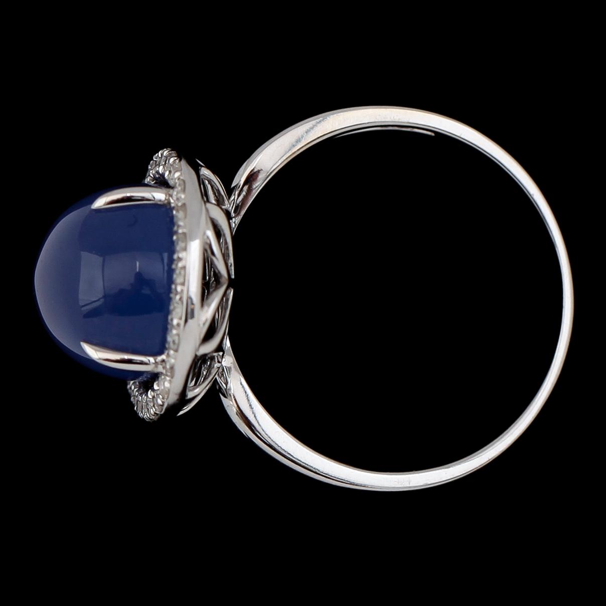 RING, 14K vitguld, diamanter och blå kalcedon.