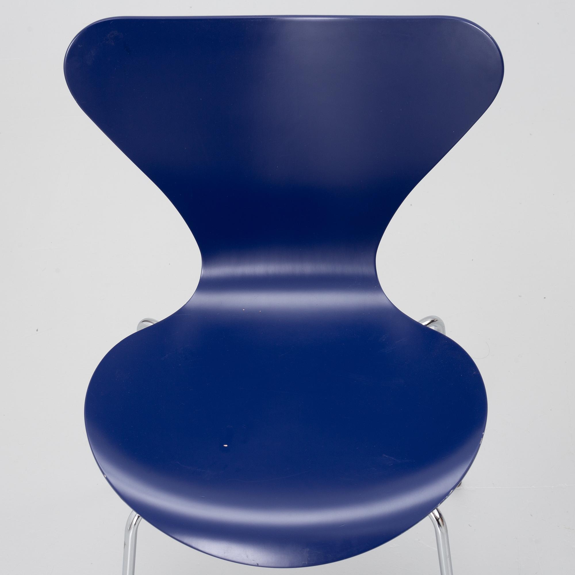 Arne Jacobsen, stolar, 4 st, "Sjuan", Fritz Hansen, Danmark.
