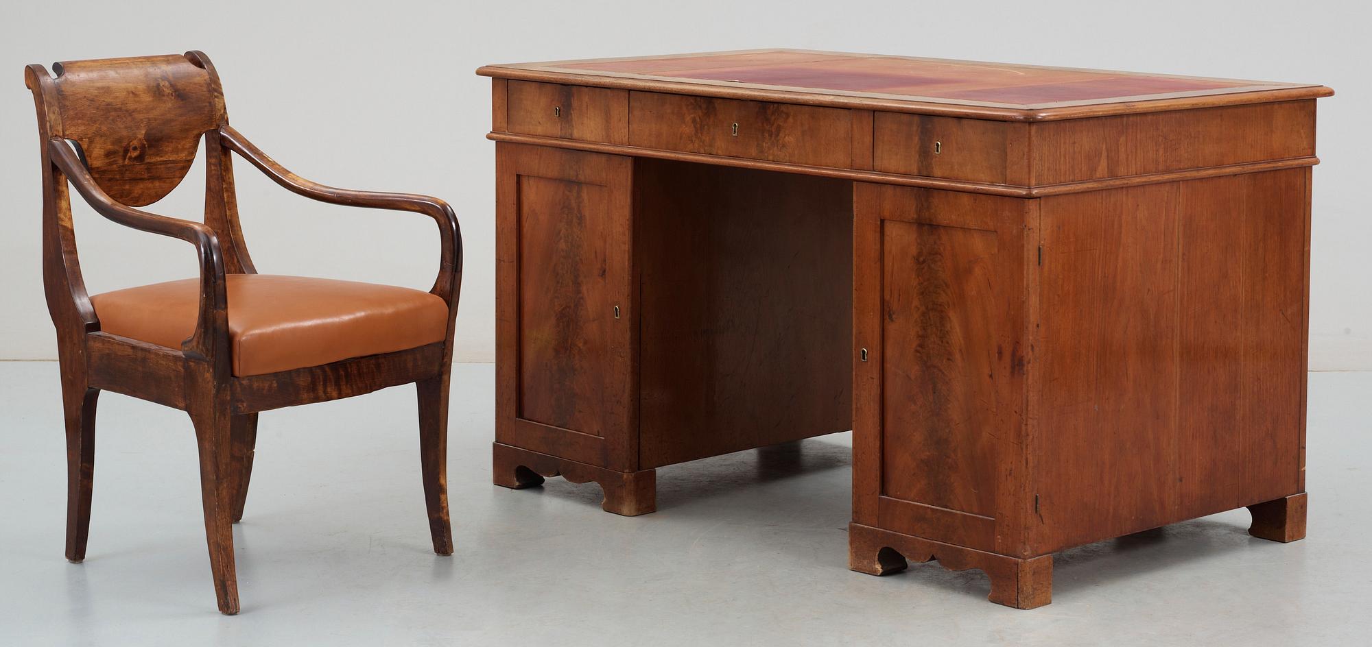 SKRIVBORD samt KARMSTOL, 1850-tal.