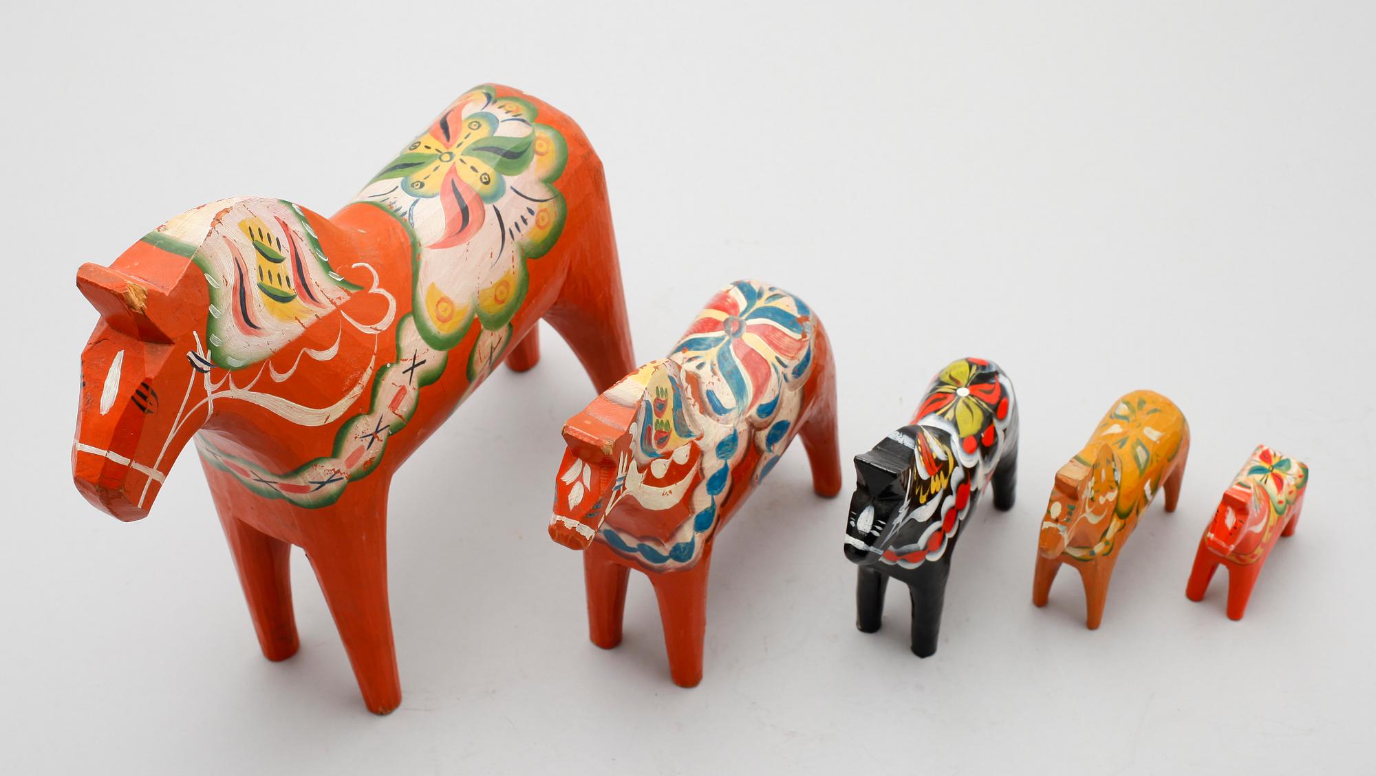 DALAHÄSTAR, 5 del, trä.