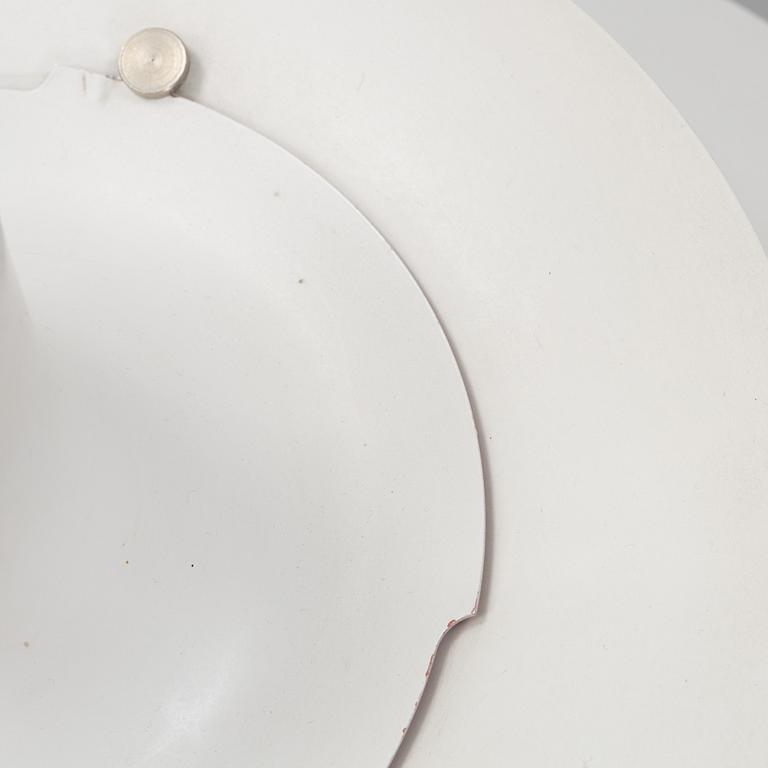 Poul Henningsen, taklampa "PH 5" Louis Poulsen, Danmark.