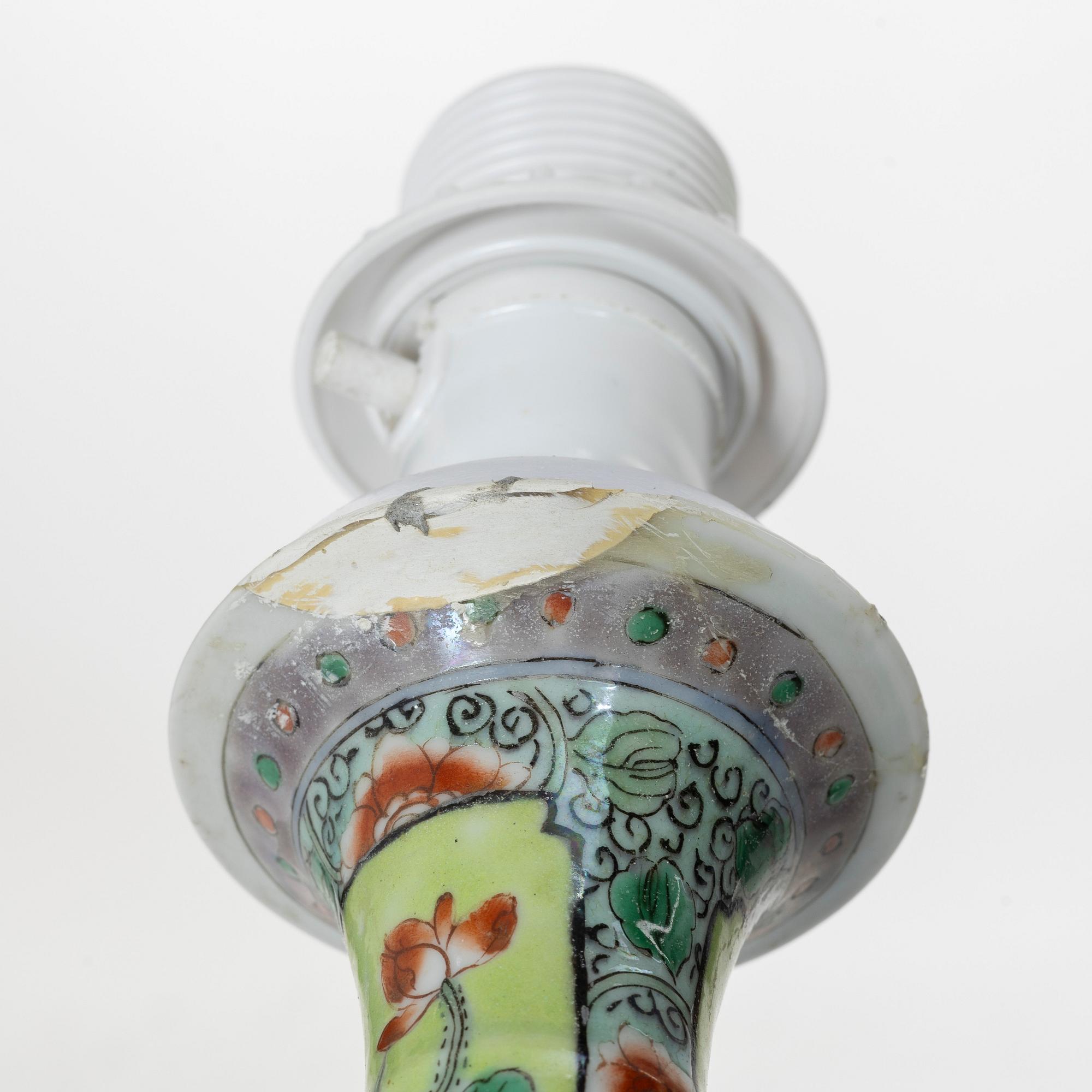 A pair of vases/table lamps, China, end of the Qing dynasty/around 1900.