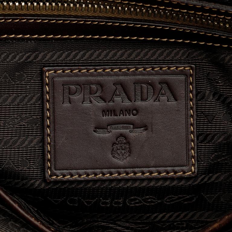 VÄSKA, Prada.