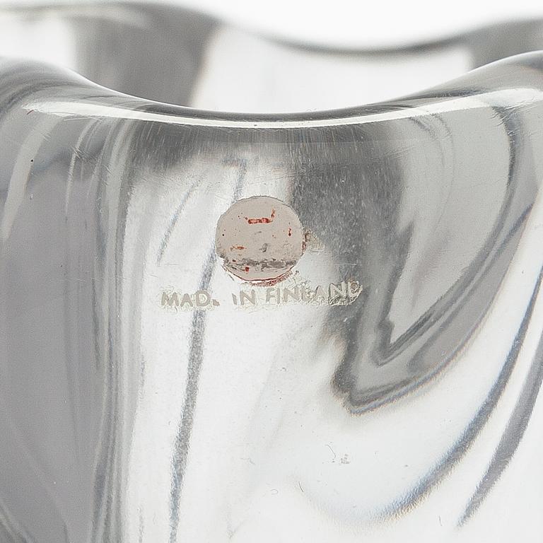 Tapio Wirkkala, a 'Kalvolan kanto' glass vase, signed Tapio Wirkkala - 3241.
