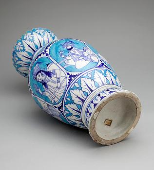 GOLVVAS, keramik, sannolikt Persien, 1800/1900-tal.