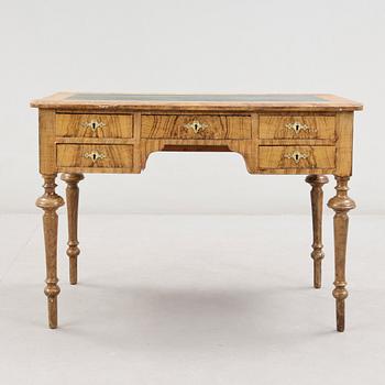 SKRIVBORD, nyrenässans, 1800-talets slut.