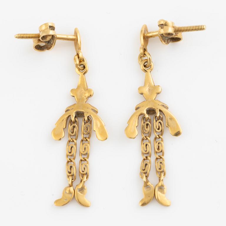 Earrings, 18K gold in the form of a pierrot.