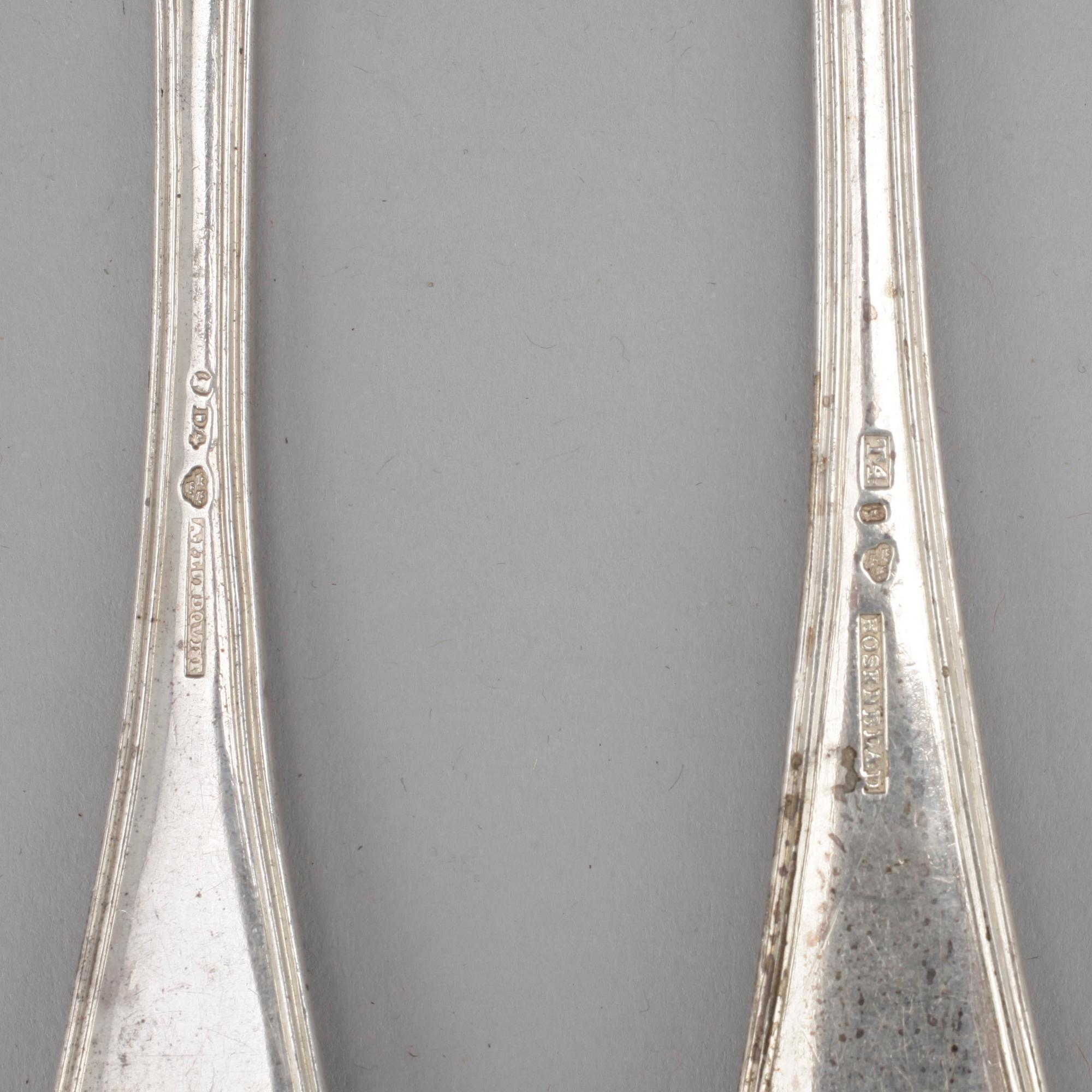 PARTI SILVER, 29 delar, bla Sverige, 1800/1900-tal. Totalvikt 853 gram.