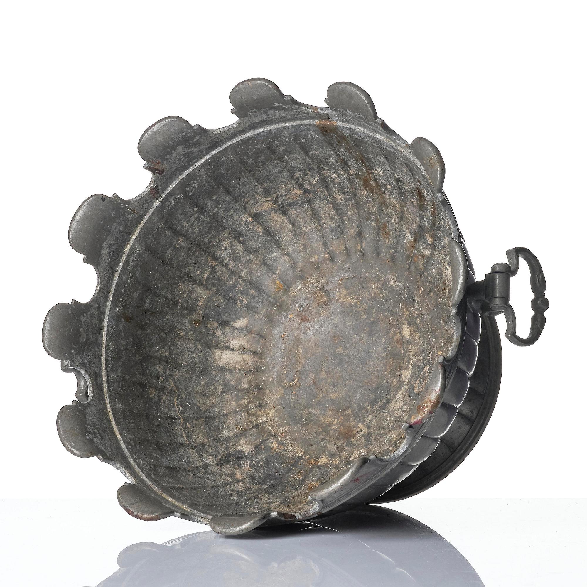 Wine cooler with underplate, probably Germany, 19th century, and platter, Sweden, 18th century. Baroque style.