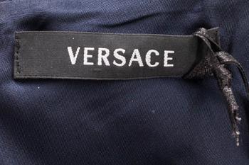 KLÄNNING, Versace.
