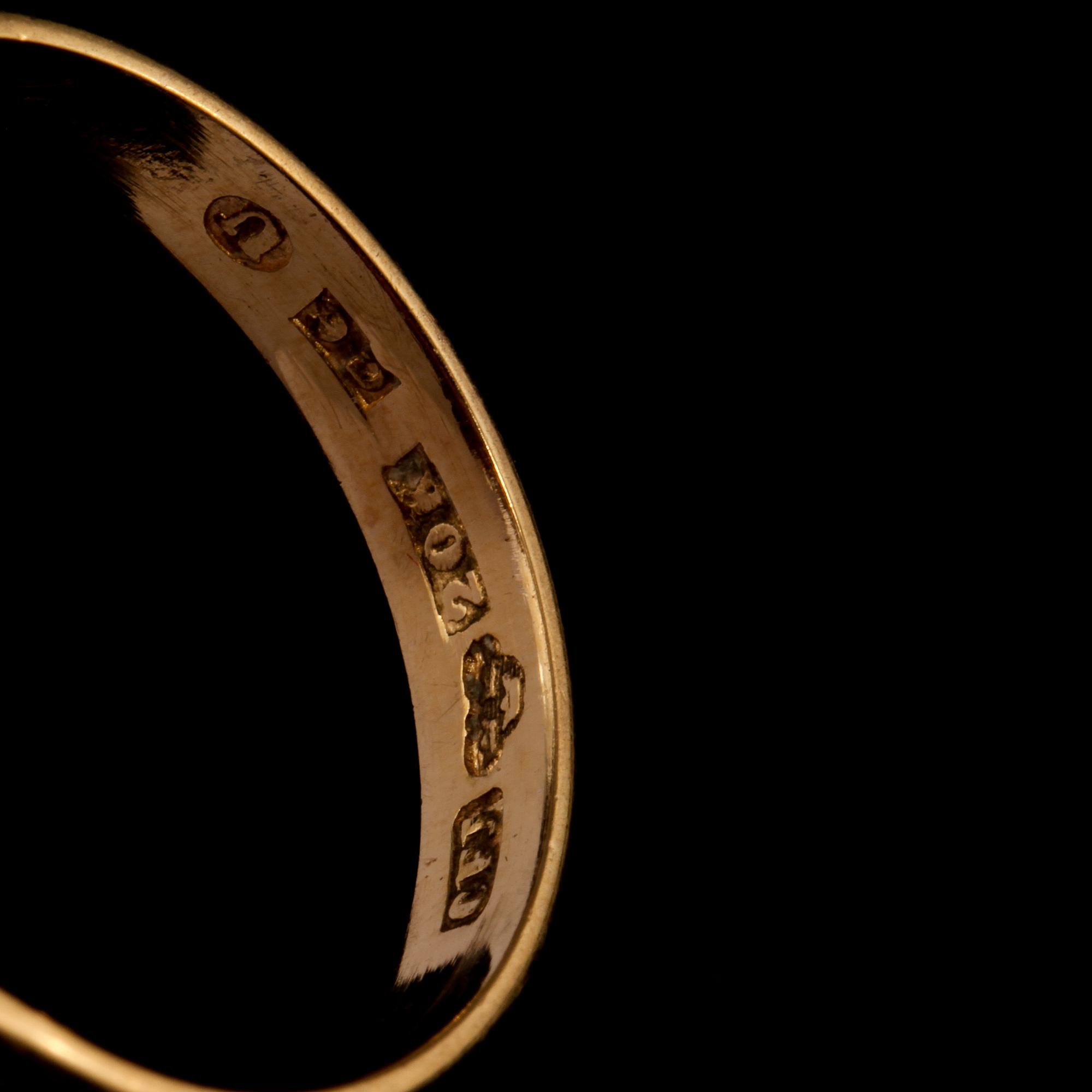 RING, 20k guld med fasettslipad vit sten, stämplad CFJ, Uddevalla, 1881. Vikt 5 g.