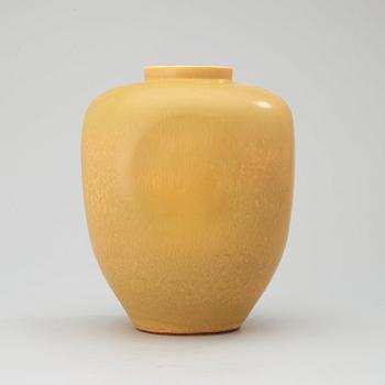 A Berndt Friberg stoneware vase, Gustavsberg Studio 1965.