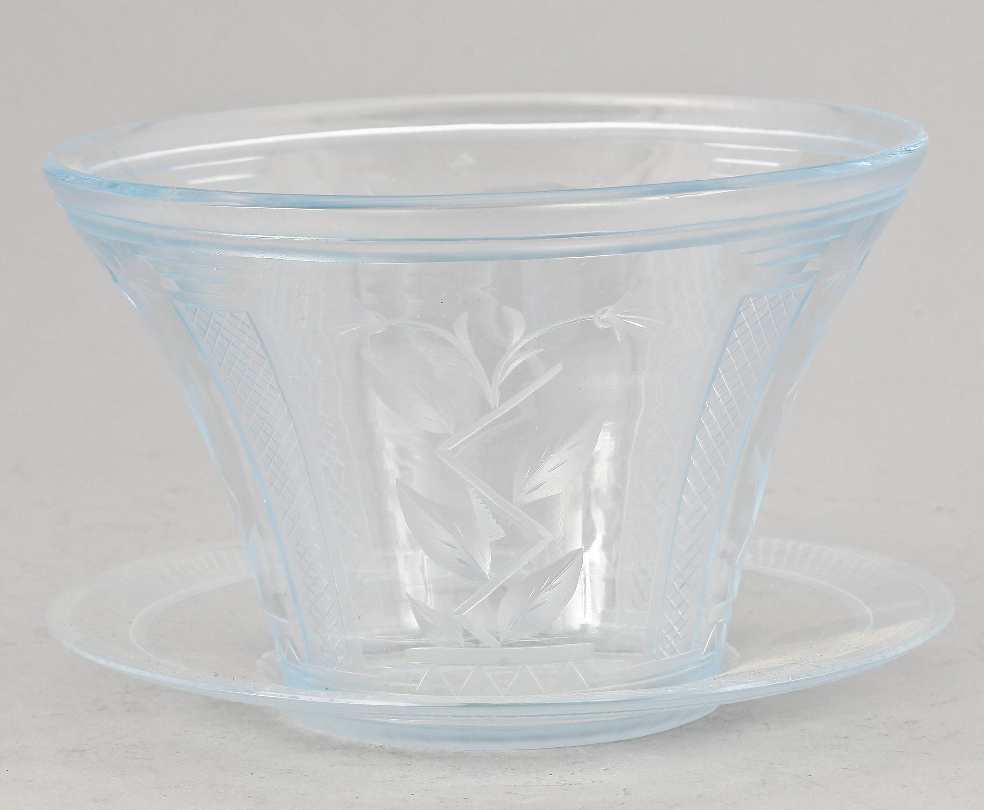 SKÅL PÅ FAT, glas. Simon Gate, Orrefors.