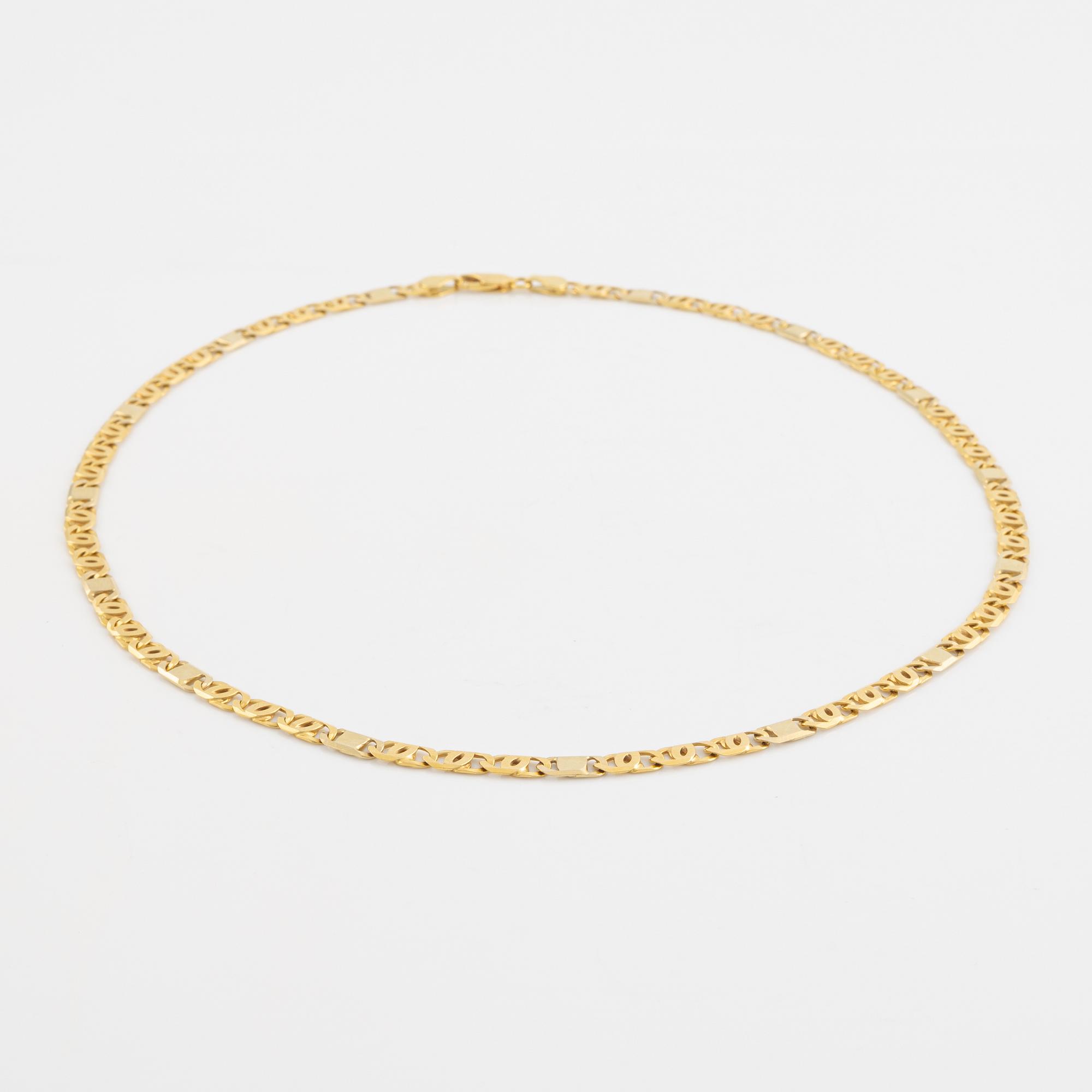18K gold necklace.