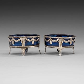 486. A pair of Swedish 18th century silver and blue-glass salts, marks of Nils Tornberg, Linköping 1792.