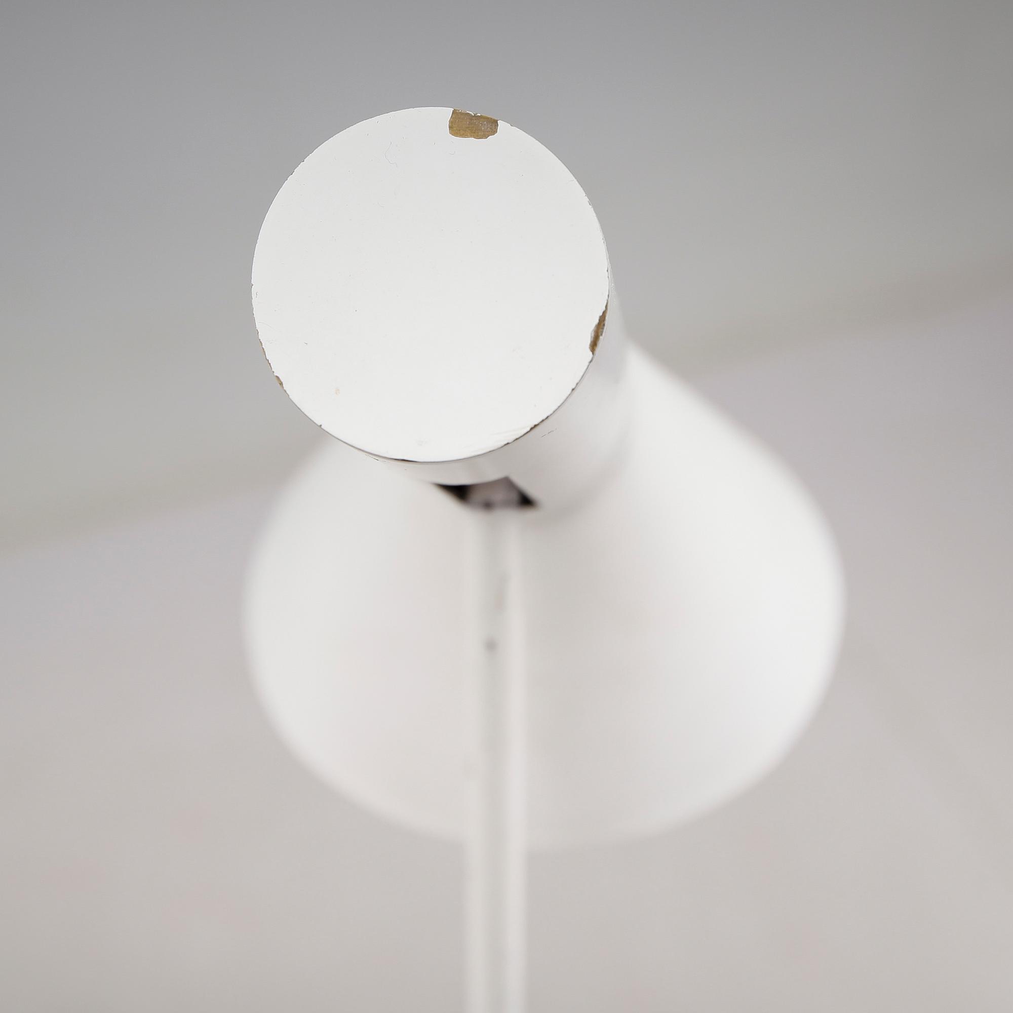 GOLVLAMPA, "AJ", Arne Jacobsen, Louis Poulsen, 1900-talets senare del.