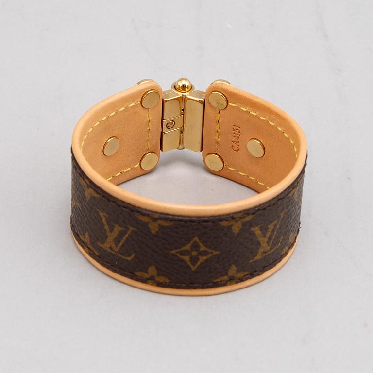 Louis Vuitton, a monogram canvas 'Save It' bracelet, 2011. Size 17.