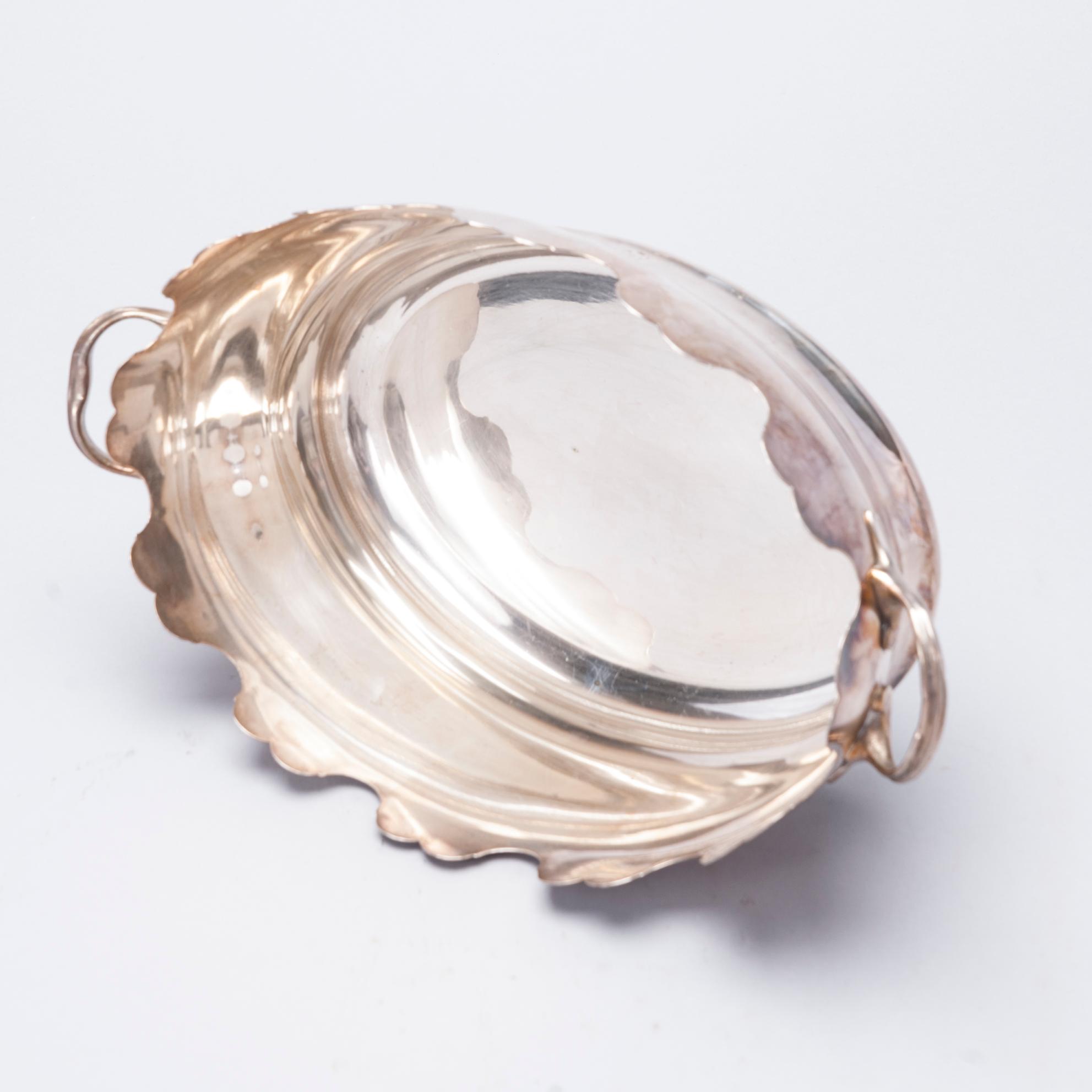 GLASSKÖLJARE,  försilvrad, 1900-talets första hälft.